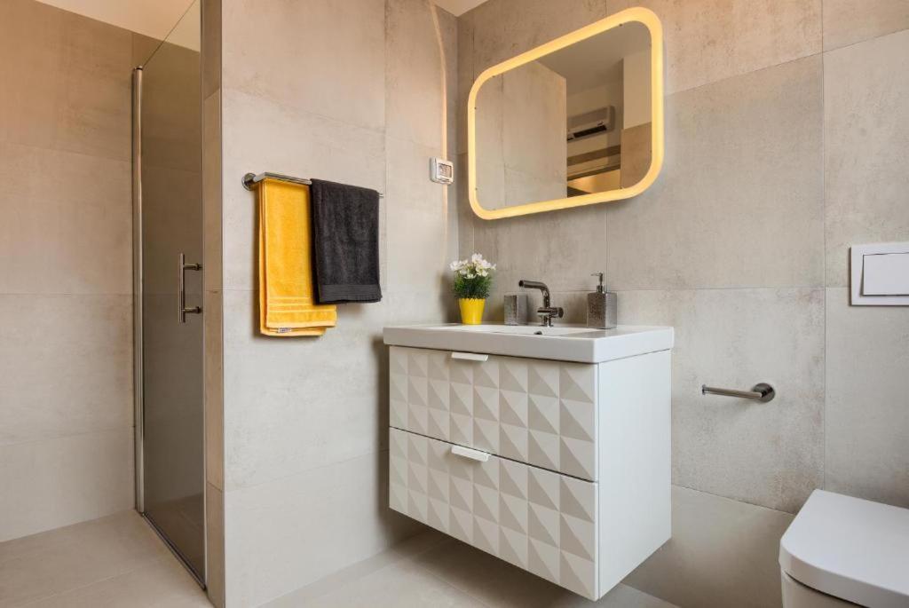 Apartments Dream In Arena 1 Pula Center Free Parking Exterior photo